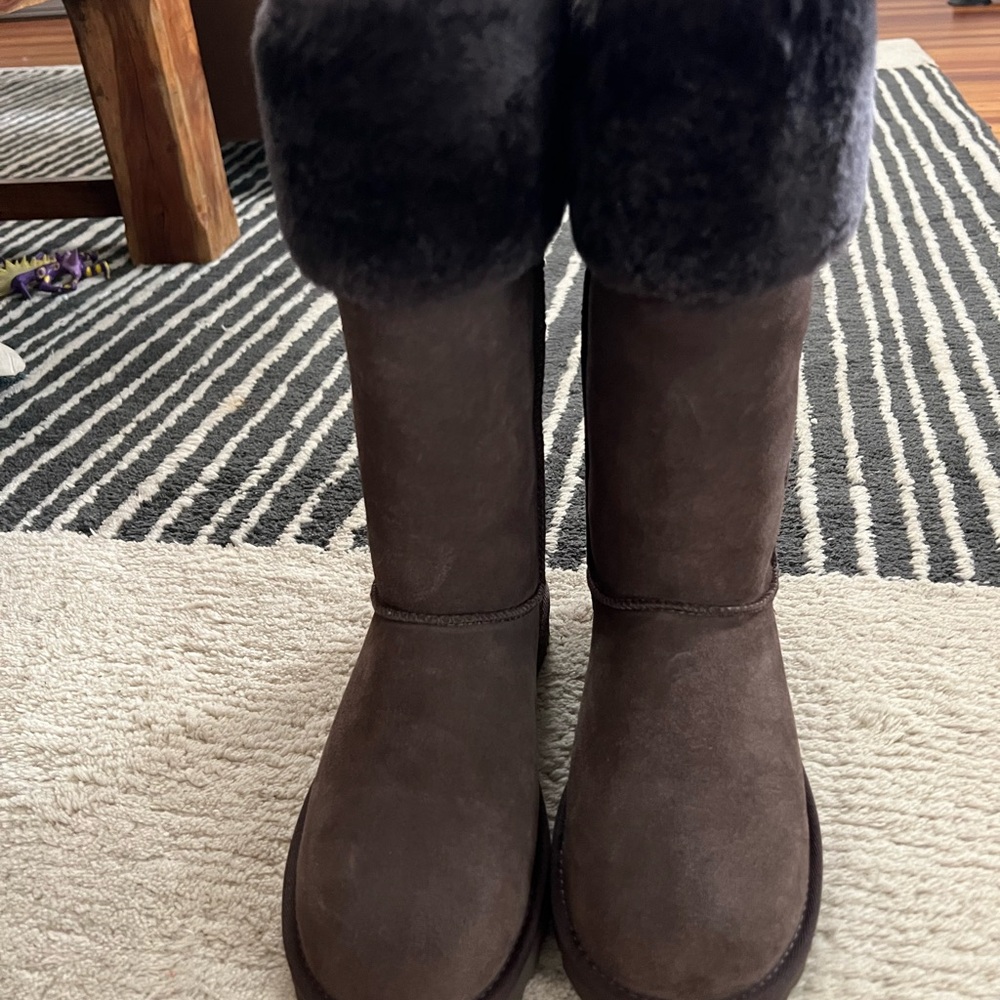 🤎🤎 New UGGs 🤎🤎 - Picture 11 of 15
